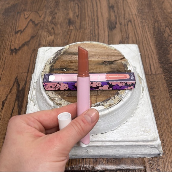 Tarte Maracuja Juicy Lip Balm - Picture 7 of 9